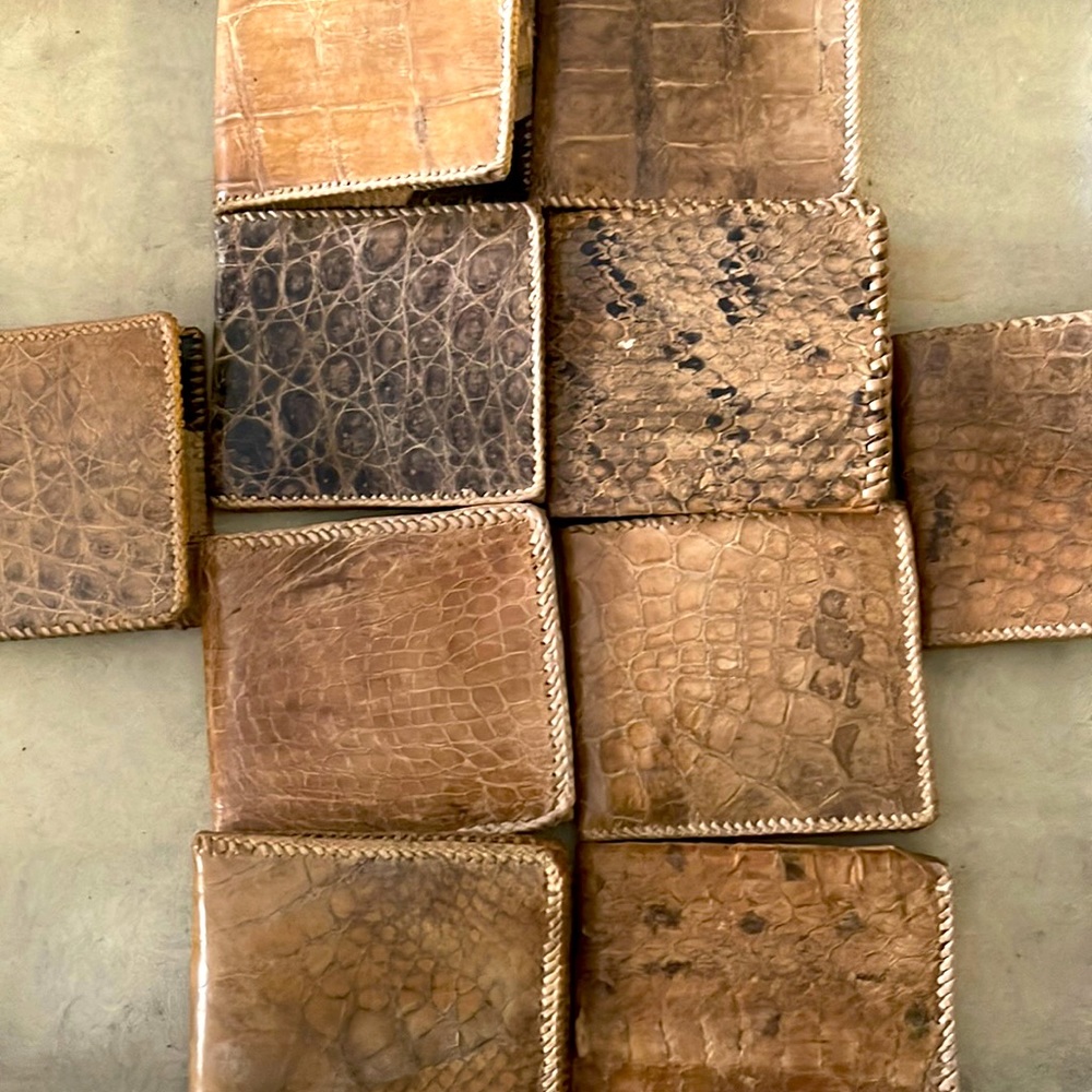 Set of‎ 10 crock wallets